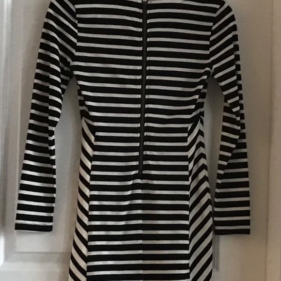 Luca Couture bodycon striped dress size M - Picture 4 of 4